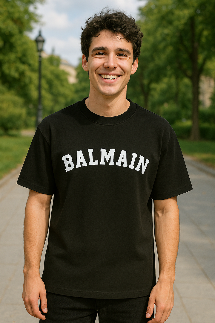 Black oversized tee with eye-catching graphic – gender-neutral fashion by Kinsutra India